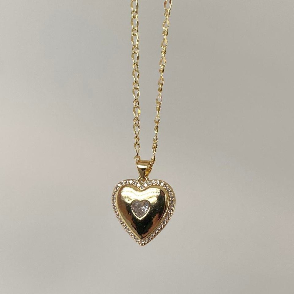 Gold Plated Heart Pendant Necklace! - Picture 4 of 5